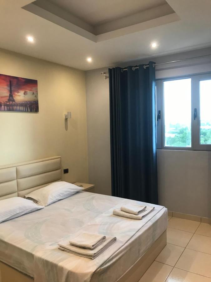 Hotel Sarda Deja's Ford Luaran gambar