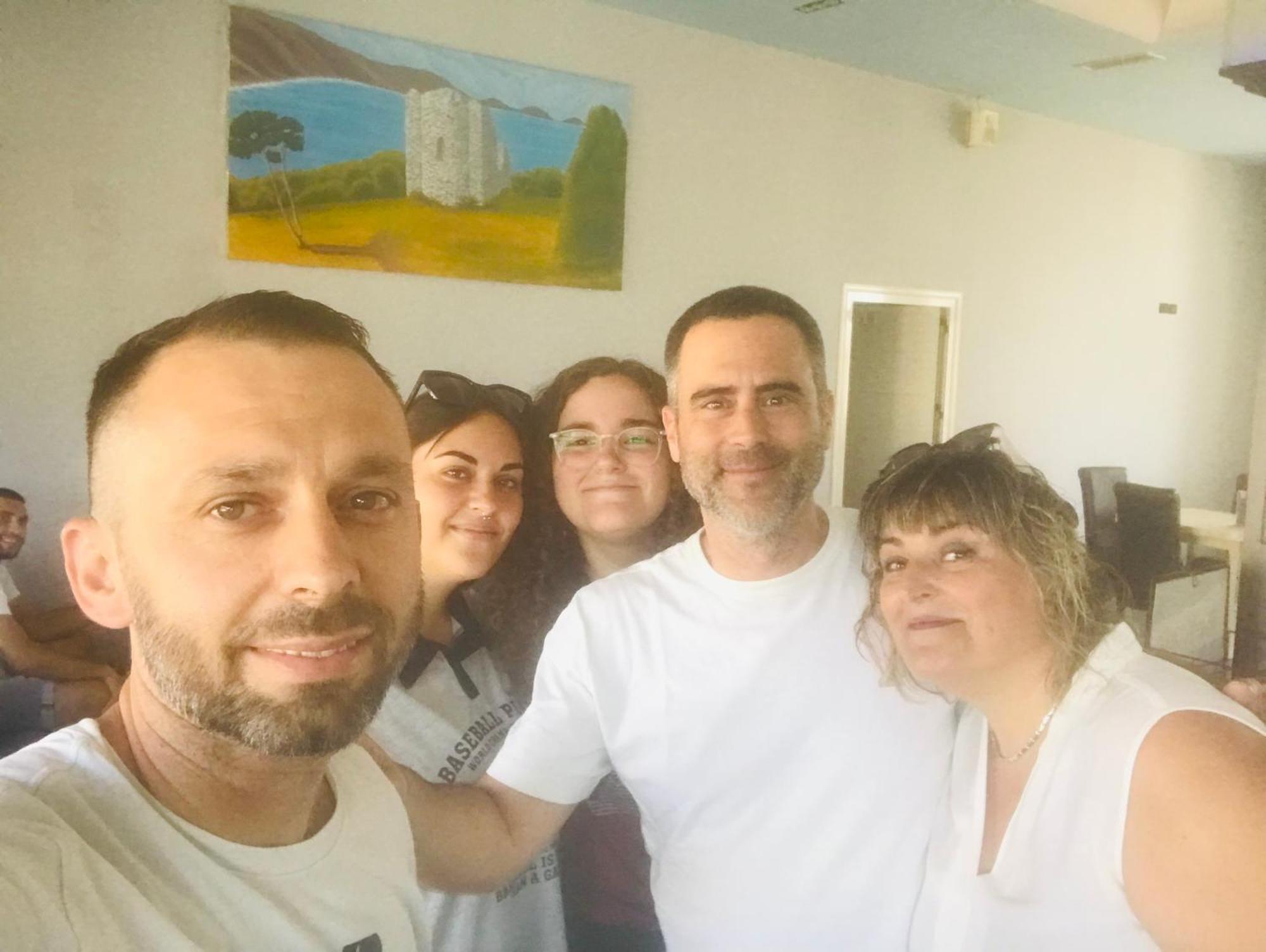 Hotel Sarda Deja's Ford Luaran gambar